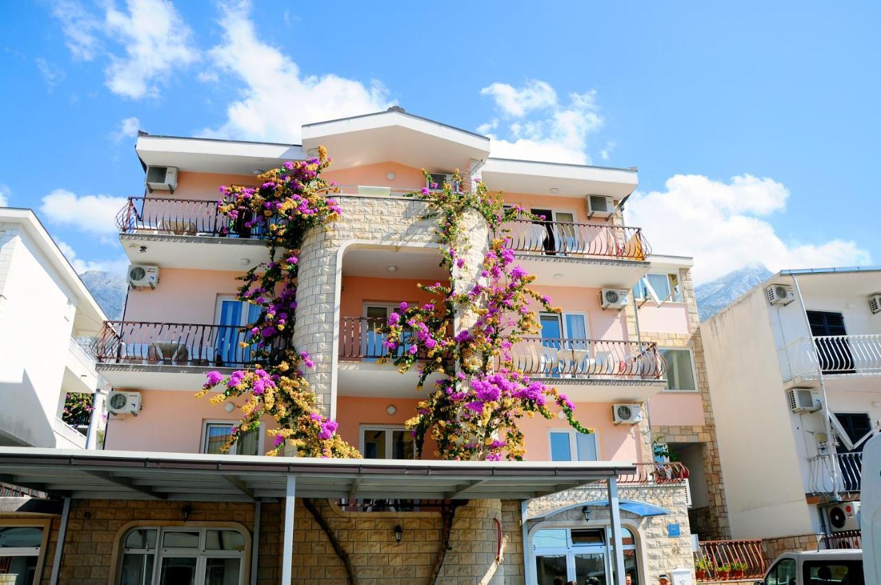 Villa Bogumila Makarska Exterior photo